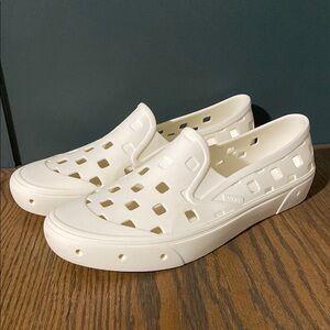 NWOT VANS TREK MARSHMALLOW Unisex M10 / W11.5